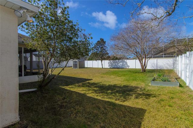 41 WOOD CENTER LANE, Palm Coast, FL 32164