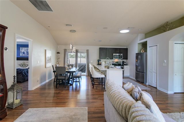 41 WOOD CENTER LANE, Palm Coast, FL 32164