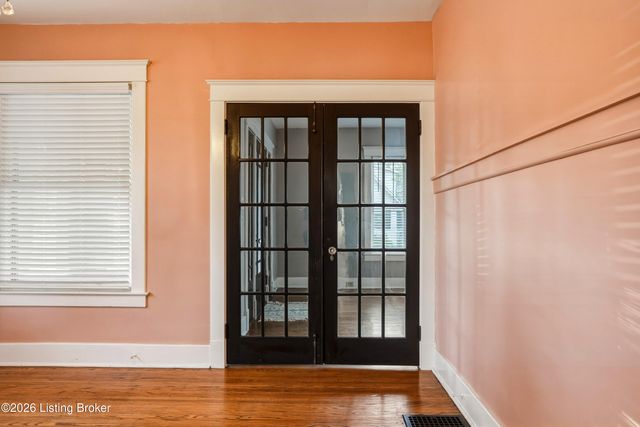 1753 Shady Ln, Louisville, KY 40205