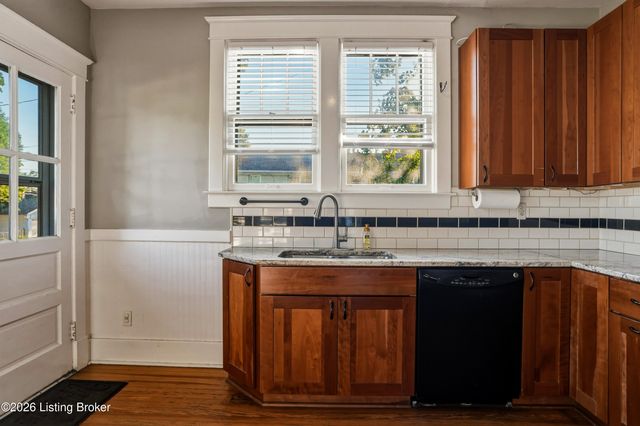 1753 Shady Ln, Louisville, KY 40205