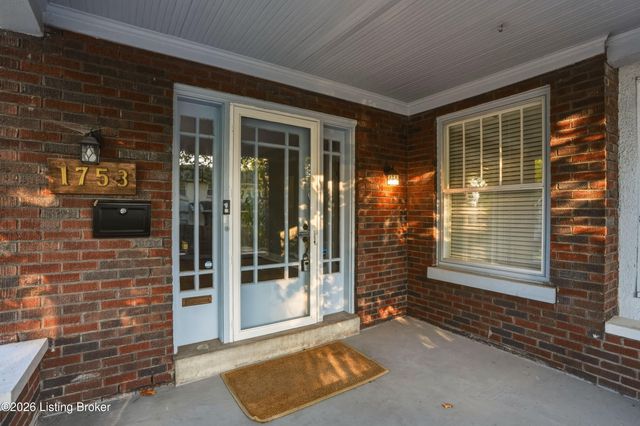 1753 Shady Ln, Louisville, KY 40205