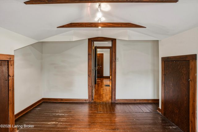 1753 Shady Ln, Louisville, KY 40205