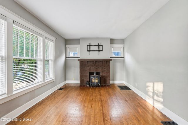 1753 Shady Ln, Louisville, KY 40205