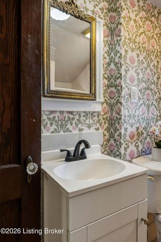 1753 Shady Ln, Louisville, KY 40205
