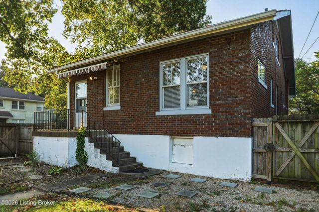 1753 Shady Ln, Louisville, KY 40205