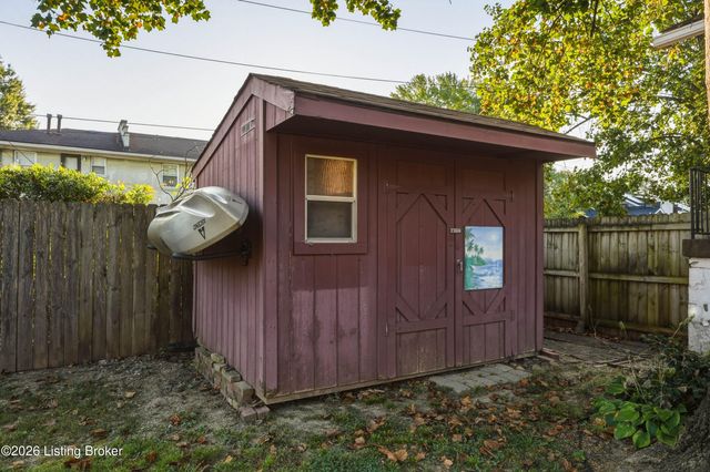 1753 Shady Ln, Louisville, KY 40205