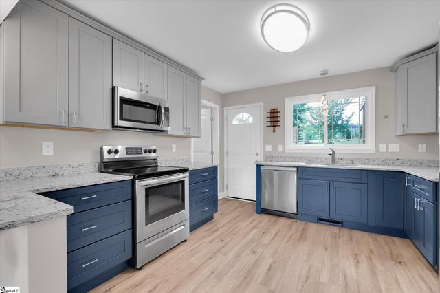 105 Club View Drive, Greenville, SC 29609