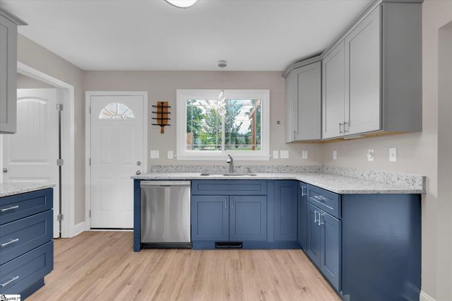105 Club View Drive, Greenville, SC 29609