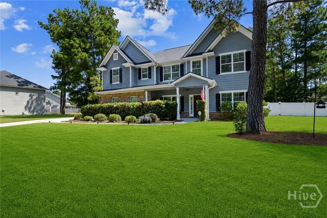 214 Cypress Lakes Drive, Bloomingdale, GA 31302