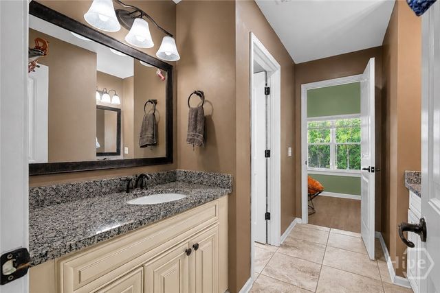 214 Cypress Lakes Drive, Bloomingdale, GA 31302