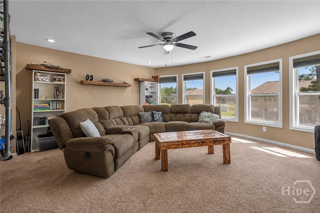 214 Cypress Lakes Drive, Bloomingdale, GA 31302
