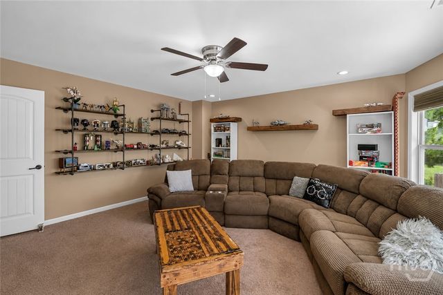 214 Cypress Lakes Drive, Bloomingdale, GA 31302