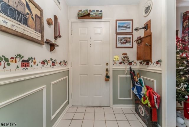 183 Milkweed Ct, Readington Twp., NJ 08887