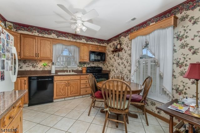 183 Milkweed Ct, Readington Twp., NJ 08887