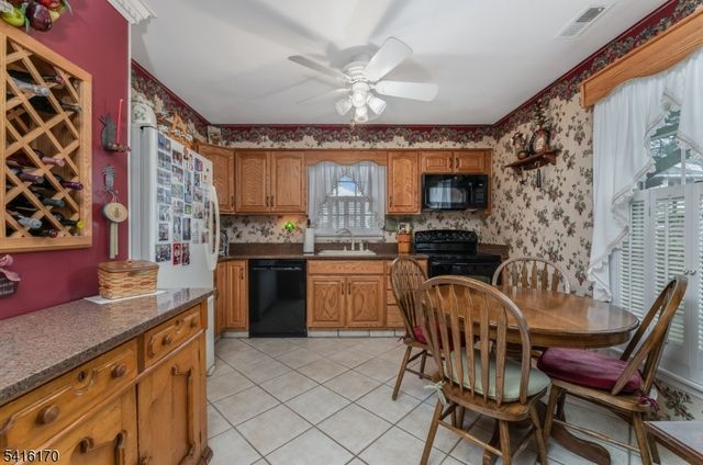 183 Milkweed Ct, Readington Twp., NJ 08887