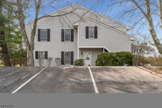 183 Milkweed Ct, Readington Twp., NJ 08887