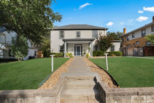 1215 S Owasso Avenue, Tulsa, OK 74120