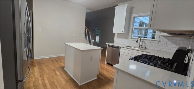 10984 Elmont Woods Dr, Hanover, VA 23059