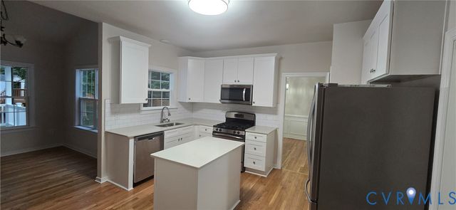 10984 Elmont Woods Dr, Hanover, VA 23059