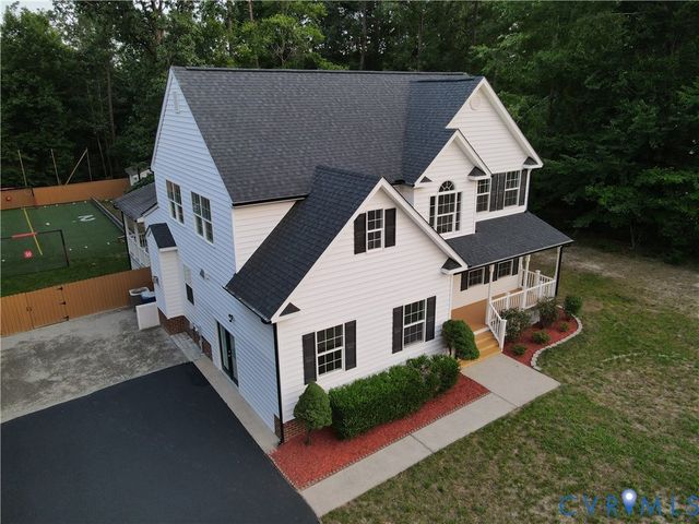 10984 Elmont Woods Dr, Hanover, VA 23059