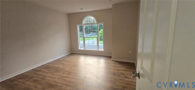 10984 Elmont Woods Dr, Hanover, VA 23059