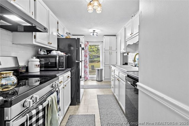 1300 Calla Circle, Fayetteville, NC 28303