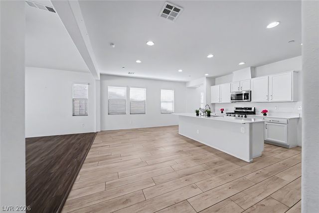 568 Our Heritage Street, Henderson, NV 89011