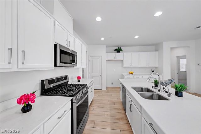 568 Our Heritage Street, Henderson, NV 89011