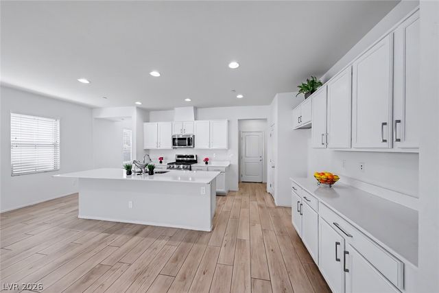 568 Our Heritage Street, Henderson, NV 89011