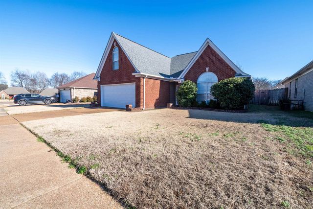 1202 LEMASA DR, Cordova, TN 38018