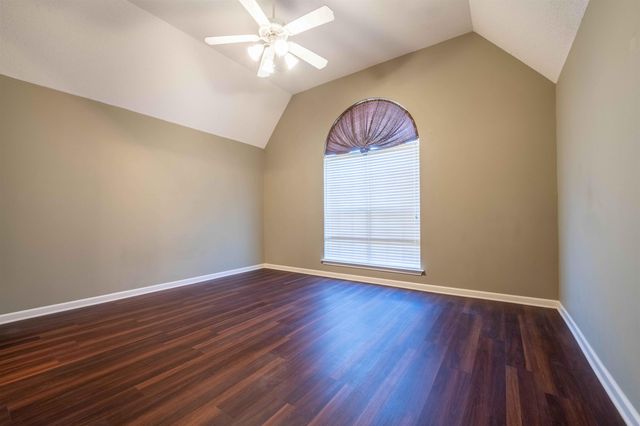 1202 LEMASA DR, Cordova, TN 38018