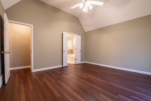 1202 LEMASA DR, Cordova, TN 38018