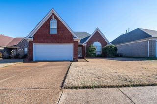 1202 LEMASA DR, Cordova, TN 38018