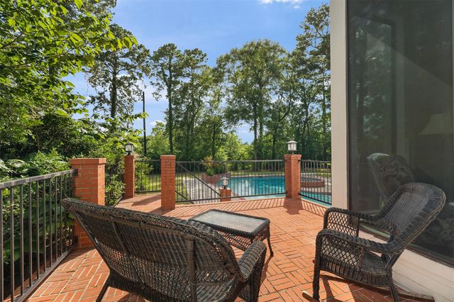 17003 Creeksouth Road, Houston, TX 77068