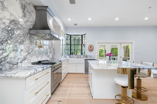 17003 Creeksouth Road, Houston, TX 77068