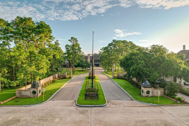 17003 Creeksouth Road, Houston, TX 77068