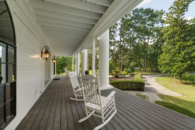 17003 Creeksouth Road, Houston, TX 77068