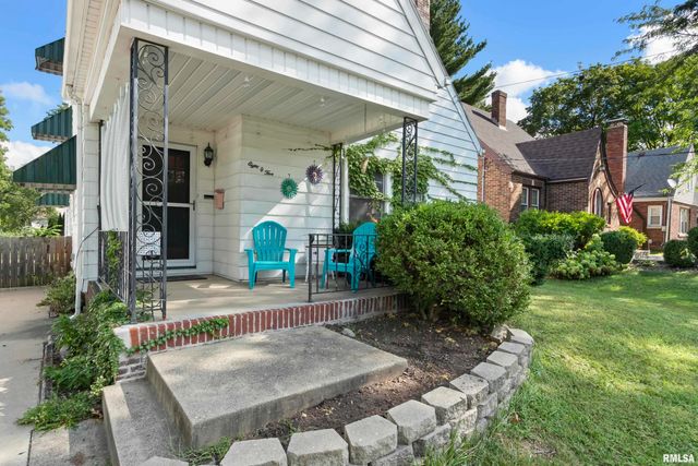 805 W FORREST HILL Avenue, Peoria, IL 61604