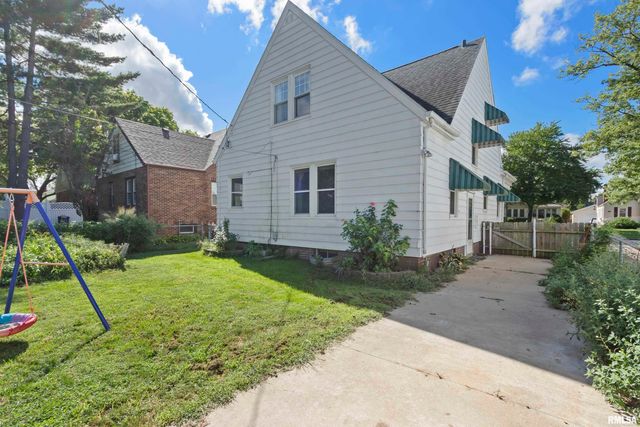 805 W FORREST HILL Avenue, Peoria, IL 61604