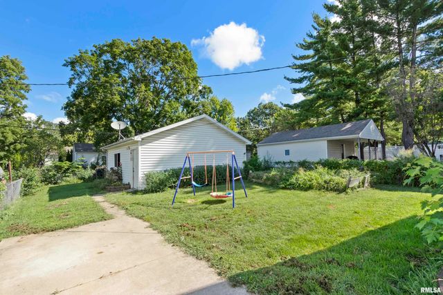 805 W FORREST HILL Avenue, Peoria, IL 61604
