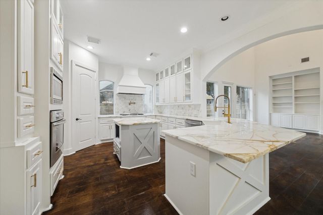 8110 Landau Park Lane, Spring, TX 77379