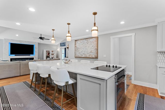 1709 Hawthorne Road, Wilmington, NC 28403