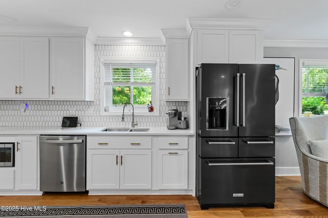 1709 Hawthorne Road, Wilmington, NC 28403