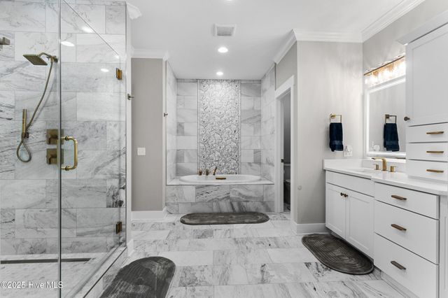 1709 Hawthorne Road, Wilmington, NC 28403