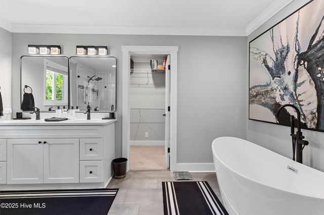 1709 Hawthorne Road, Wilmington, NC 28403