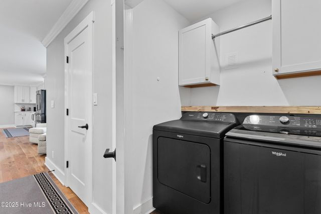 1709 Hawthorne Road, Wilmington, NC 28403