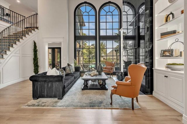 14616 Mistletoe Drive, Oklahoma City, OK 73142