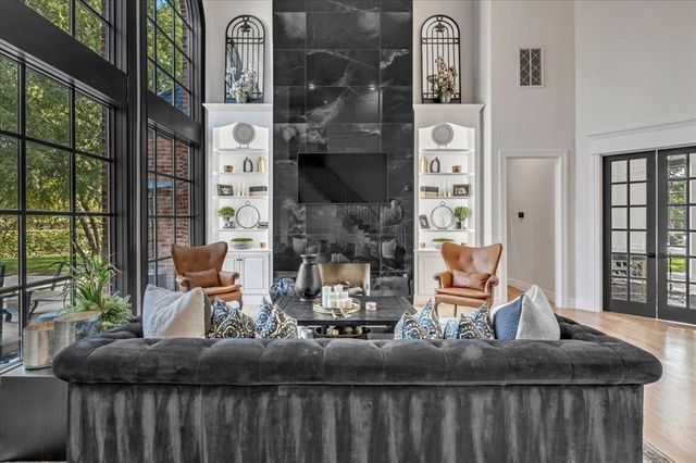 14616 Mistletoe Drive, Oklahoma City, OK 73142