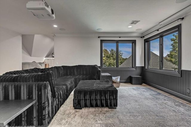 14616 Mistletoe Drive, Oklahoma City, OK 73142