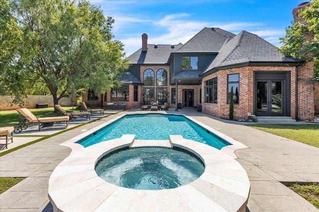 14616 Mistletoe Drive, Oklahoma City, OK 73142